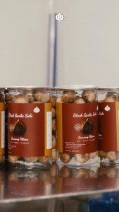 4 BOTOL HSD Black Garlic Solo ( Bawang Hitam Tunggal) 100 Gr