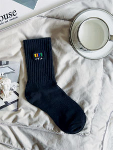 High Quality Pure Cotton Mens Sport Mid-Calf Socks Long Tube Spring Autumn Style Black White Fashionable Socks for Men And Women