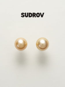 Pearl Earrings simple and luxurious