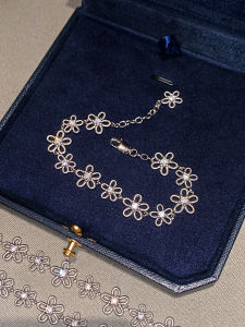CAFFTI | Elegant Designer Silver Flower Diamond Bracelet