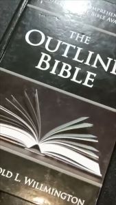 PCBS The Outline Bible by Dr. Harold L. Willmington