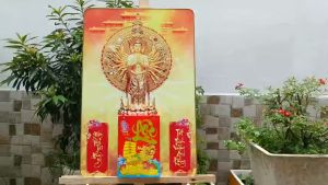 Lịch gỗ 2027 lịch tráng gương Quan Âm Nghìn Tay Nghìn Mắt bìa gỗ bọc viền nhôm