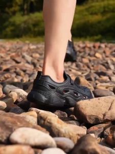 Sepatu Sandal NAKIS Karet Pria Viral Terbaru Import Anti Slip Sepatu Olahraga Trendy Slip On Sporty