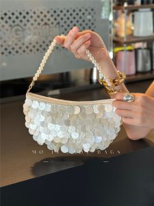 French retro niche design fish scale shell half-moon bag round banquet temperament mobile phone bag armpit clutch bag