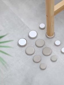 แผ่นป้องกันขาเก้าอี้ สามารถติดได้ทุกที่ตามต้องการ แผ่นรองกันลื่น ทนต่อการสึกหรอ สามารถติดตั้งได้ในหนึ่งวินาที อุปกรณ์ป้องกันพื้น 1 เซ็ท 8 ชิ้นวัสดุดีมีคุณภาพ