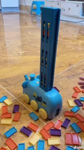 Đồ chơi xe xếp Domino tự động đồ chơi thả domino có đèn nhạc vui nhộn siêu giải trí cho bé