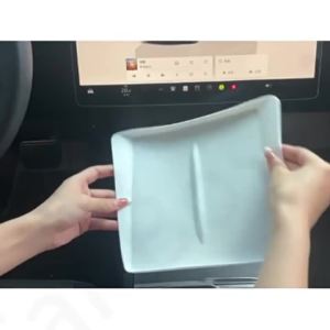 For Tesla Model Y Juniper 2025 2026 Silicone Wireless Charging Pad Central Control Phone Charger Protective Non-slip Accessories