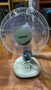 Quạt bàn Senko B1213 công suất 40W thiết kế nhỏ gọn 3 tốc độ gió - Hàng chính hãng