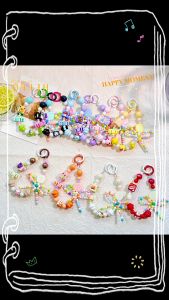 🔥 พร้อมที่จะส่ง🔥ลูกอมสีหัวเข็มขัดโทรศัพท์ลูกปัดลูกปัดโซ่ลูกปัดลูกปัดโซ่ด้วยมือทาสีลูกปัดพวงกุญแจจี้หูฟังชุดตกแต่งของขวัญสายรัดหูฟังอุปกรณ์เสริมจี้เพื่อป้องกันการสูญเสียน่ารักโทรศัพท์มือถือลูกปัดโซ่ตกแต่งหลายสีตัวเลือก(ส่งปะเก็น)