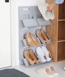 ชั้นวางรองเท้าสามารถวางซ้อนกันได้หลายชั้น ประหยัดพื้นที่ ใช้งานได้จริง และสวยงาม และสามารถวางบนพื้นหรือแขวนไว้บนผนังได้