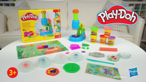 Play-Doh Light & Look Microscope for Kids 3 Years & Up Electronic Preschool Toys for Girls & Boys 9 Accessories & 5 Colors