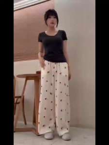 CJP HOME   กางเกงขายาวผู้หญิงลายกราฟิก  สีพาสเทล มีเชือกรูด มีกระเป๋า2ข้าง มีหลายลายให้ได้เลือกใส่ เนื้อผ้าใส่สบายมากเวอร์