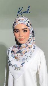 SHAWLPUBLIKA READY STOCK WHIMSICAL MAHARANI MONOFLORA TERBARU Scarf Seri Aidiladha Manisnya Lebaran Tudung Bawal Bidang 45 Cotton Voile