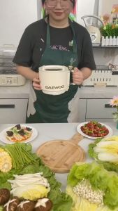 Daewoo Pot Mini Dormitory Electric Cooker Periuk Masak Serbaguna DAEWOO Electric Noodle Pot Cooker Noodle Pot Multifunctional Small Cooker Mini Hot Pot Multifunctional Small Cooker Small Portable Electric Cooker Small Hot Pot 大宇迷你电煮锅小火锅大宇迷你电煮锅泡面锅多功能陶瓷电煮锅