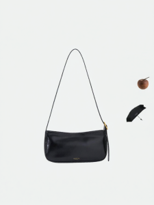 VERAFIED | Luxurious and Vintage Leather Shoulder Bag