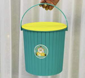 Thùng tròn Gấu Dâu/ Vịt Vàng + tặng kèm 10 khăn giấy ướt