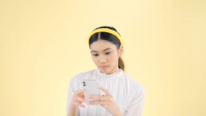 Wardah UV Shield Essential Sunscreen Gel SPF 30 PA +++ 40 ml Lynn Design