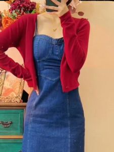 เสื้อคาร์ดิแกนถักคอวีสีแดงวินเทจสไตล์ฝรั่งเศส เสื้อคลุมไหล่ผู้หญิง เสื้อเชิ้ตแขนยาวฤดูใบไม้ร่วง เสื้อคลุมกันหนาวแบบสวมหัว