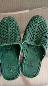 [HCM] Dép Sục tổ ong bít mũi Nam êm chân có lỗ thoáng khí đi mưa trong nhà chống trơn trượt Maipy S030 - Nhiều màu