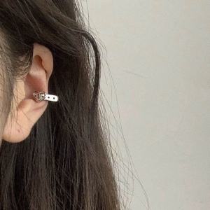 Love Heart Ear Cuff Simple Style No Piercing Required Trendy Korean Version for Students Womens Fashion Jewelry Accessory