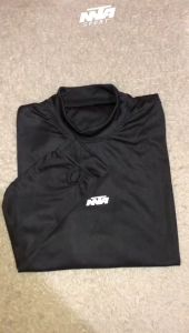 Pakaian Baju Baselayer Anak Hitam/Manset Olahraga Anak/Baselayer Sport Anak/ Manset baselayer Anak Hitam Polos/ Baselayer Celana Jari Kids Anak Olahraga Renang Futsal Sepak Bola Basket Gym Jogging Lari/ Atasan Olahraga Outdoor Hitam Polos Anak Pria Wanita