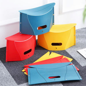[HÀNG CÓ SẴN] Ghế Nhựa Xếp Gấp Gọn Mang Theo Du Lịch Dã Ngoại Tiện Lợi 31x19cm