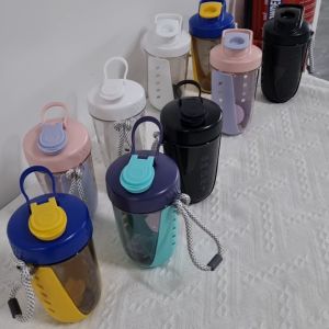 590ML Shaker Outdoor Fitness Water Bottle Air Botol with Mixing Ball