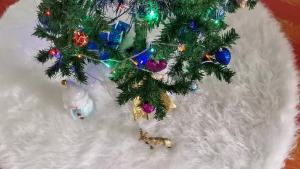Christmas Tree Skirt Mini Christmas Tree Skirt Restaurant Desktop Christmas Tree Base Decoration Christmas Decoration Supplies