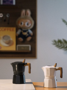 MHW-3BOMBER Double Valve Moka Pot 100ml Black Coffee Accessories