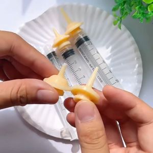 จุกป้อนนมแมว ไซริ้งป้อนนม 1ml-10ml จุกป้อนนมสัตว์เลี้ยง จุกนมกระรอก ไซริงค์ป้อนม ซีลีโคน ป้องกันการสำลักขณะให้นม สำหรับสัตว์เลี้ยงหลังทำคลอดแมว ทำคลอดหมาแมว ทำแผลสัตว์เลี้ยงหลังทำคลอดแมว