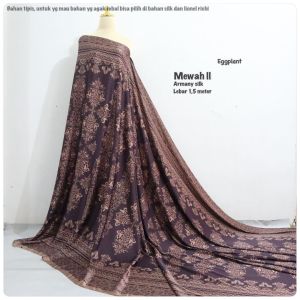 Arnamy silk etnicflower dan stripe| bahan mengkilat | kain silk import | harga per 05m