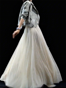 Trendy White Loose High Waist Half Body Skirt for Autumn Season Versatile Commute Style Korean Fashion Large Size Skirt