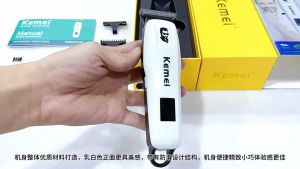 Kemei KM-PG232 Professional Hair Cutting Machine Rechargeable Beard Hair Trimmer With LCD Electric Hair Clipper For Men