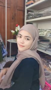 Hijab Segi Empat Inner 2 in 1 Polly Catton Premium / Kerudung Segi Empat Inner / Segi Empat Bella Inner Warna Terlengkap Bayar Di tempat