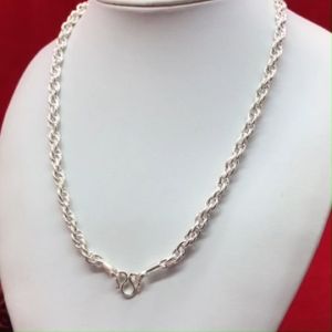 สร้อยคอเงินลายเกลียวเชือก ความยาว 28 นิ้ว ชุบเงิน งานสวย ลายโซ่ สร้อยแฟชั่น ช่วยเสริมบารมี ใช้ได้ทุกโอกาส พร้อมส่ง