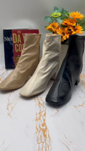 Sepatu Boots Flat Korea Model Kekinian Bahan Sintetis BO9090