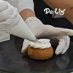 วิปปิ้งครีมผง เดอร์ลินี่ รสจืด ขนาด 500g De Lini WHIPPING CREAM POWDER UNSWEETENED