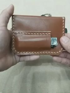 ใส่ยาเส้น 1 กระเป๋าใส่ยาเส้นพร้อมที่เหน็บไฟแช็ค หนังแท้ 100% กระเป๋าใบเล็กผู้ชาย 2ช่อง งานงานเย็บมือ