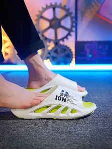 Dép Nam Thoáng Khí Đế Cao Chất Liệu EVA Êm Chân Dáng Thời Trang Phong Cách Mới Trẻ Trung Đi Biển Đi Chơi..