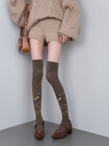 Weekend Picnic Elegant Lady Style Embroidered Floral Pattern High Waist Slimming Knee High Socks Cotton Plant Fiber Womens Long Tube Socks