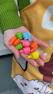 Self-Adhesive Wall Decoration Hook Creative Silicone Thumb Key Hanger Hook Home/Office Data Cable Clip Wire Desk Organizer