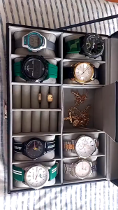 (VARIATION) 8 Grids Watch Storage Organizer Box Ring Collection Boxes SBH-3 (Black)