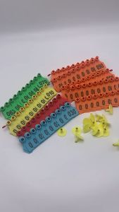 ชุด100 ป้าย เบอร์หูสุกร เบอร์หูหมู เบอร์หูแพะ ใช้สำหรับทำประวัติ สุกร แพะ แพะ เบอร์หูสัตว์