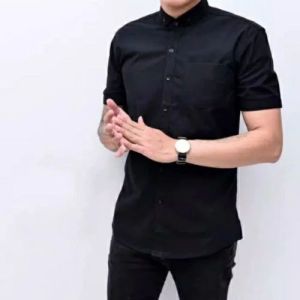 kemeja pendek pria dewasa polos kasual terlaris