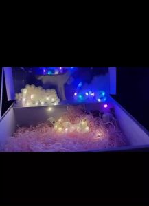 Set 2 Đèn LED Chữ LOVE Có Vương Miện Dễ Thương – Đèn Phát Sáng Mini Trang Trí Quà Decor Phòng Ngủ