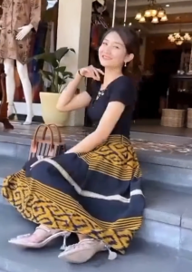 Rok Lilit Tenun Wanita Rok Batik Wiru Bawahan Kekinian Korean Stayle