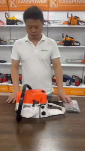REAIM 52CC Gasoline Chainsaw 20/22/24 Inch High Power Portable Wood Cutting Saw with Full Accessories and Oil Mix Bottle