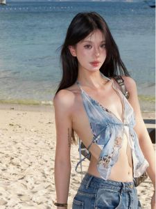 เสื้อกล้ามแขนกุดพิมพ์ลายเซ็กซี่สำหรับผู้หญิงในช่วงฤดูร้อน เสื้อผ้ากันแดดแบบสวมหัว ทรงเข้ารูป ไม่มีแบรนด์ วัสดุอื่นๆ