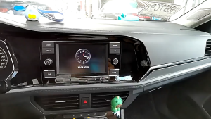 มือจับประตูท้ายกระบะ มือจับประตูท้าย มือจับประตูท้าย มือจับประตูท้าย แบบมีรูกล้อง ชุบโครเมียม เหมาะกับรุ่น Isuzu D-MAX 2012-2015 รุ่น 8-98202618-1