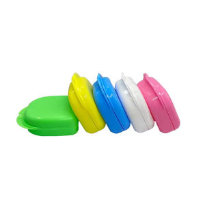 40Pcs Dental Denture Tray Box Dental Orthodontic Retainer Case Plastic Teeth Container Denture Box False Teeth Protective Case